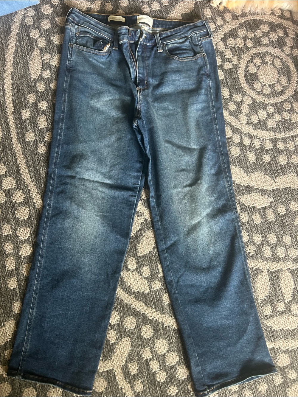 Universal Thread Straight Leg Jeans in Medium Blue Wash